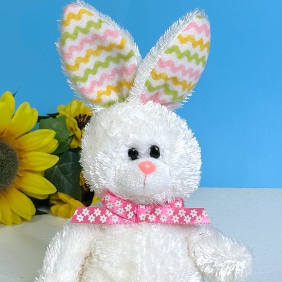 Beautifully Detailed White Easter Bunny Rabbit 8" Plush Stuffed Animal Toy‎ - Picture 2 of 5